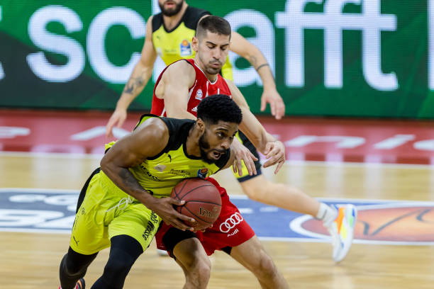 而是通过中 而是通过中