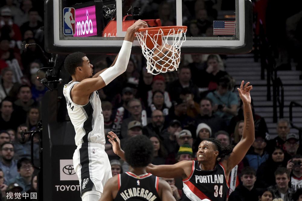 刻苦训练的 刻苦训练的