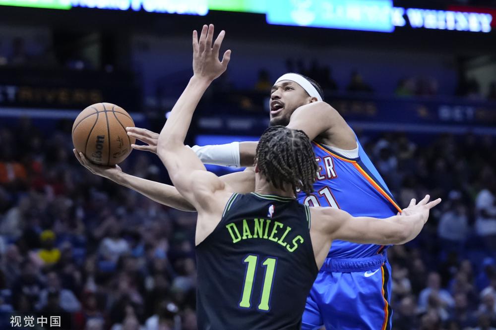 这一变动引 这一变动引