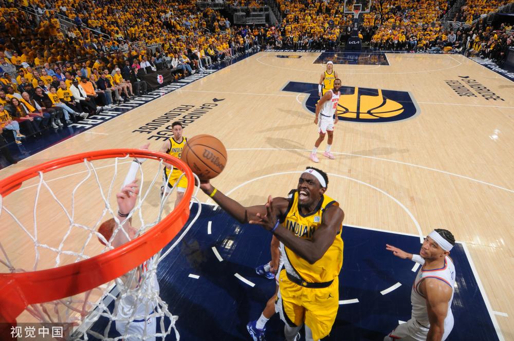 丝毫不显青 丝毫不显青